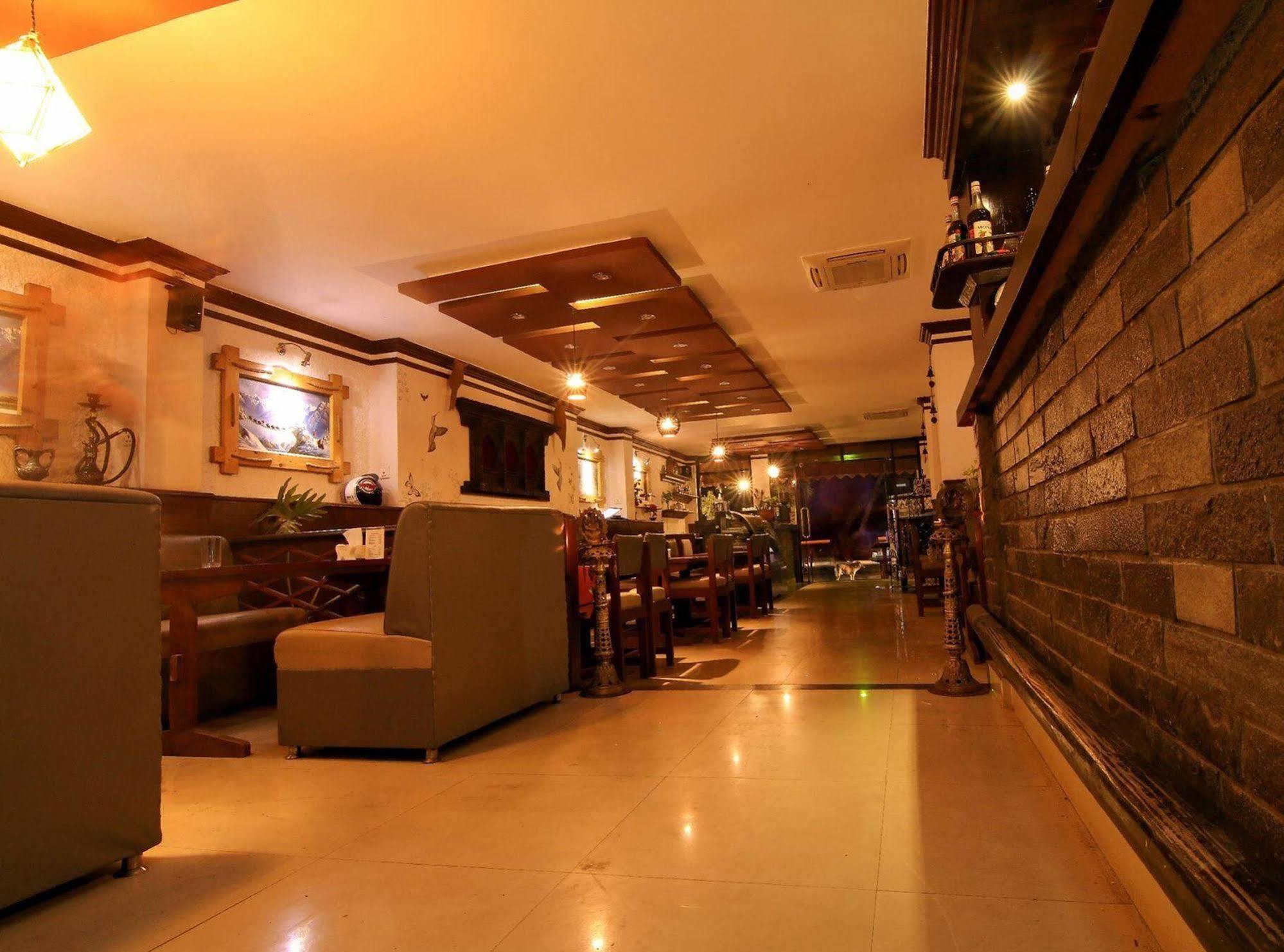 Hotel Raniban Arcade Pokhara Exterior photo